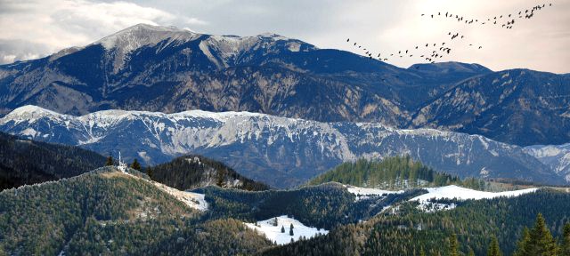 backdrop mountains with transparent background gift