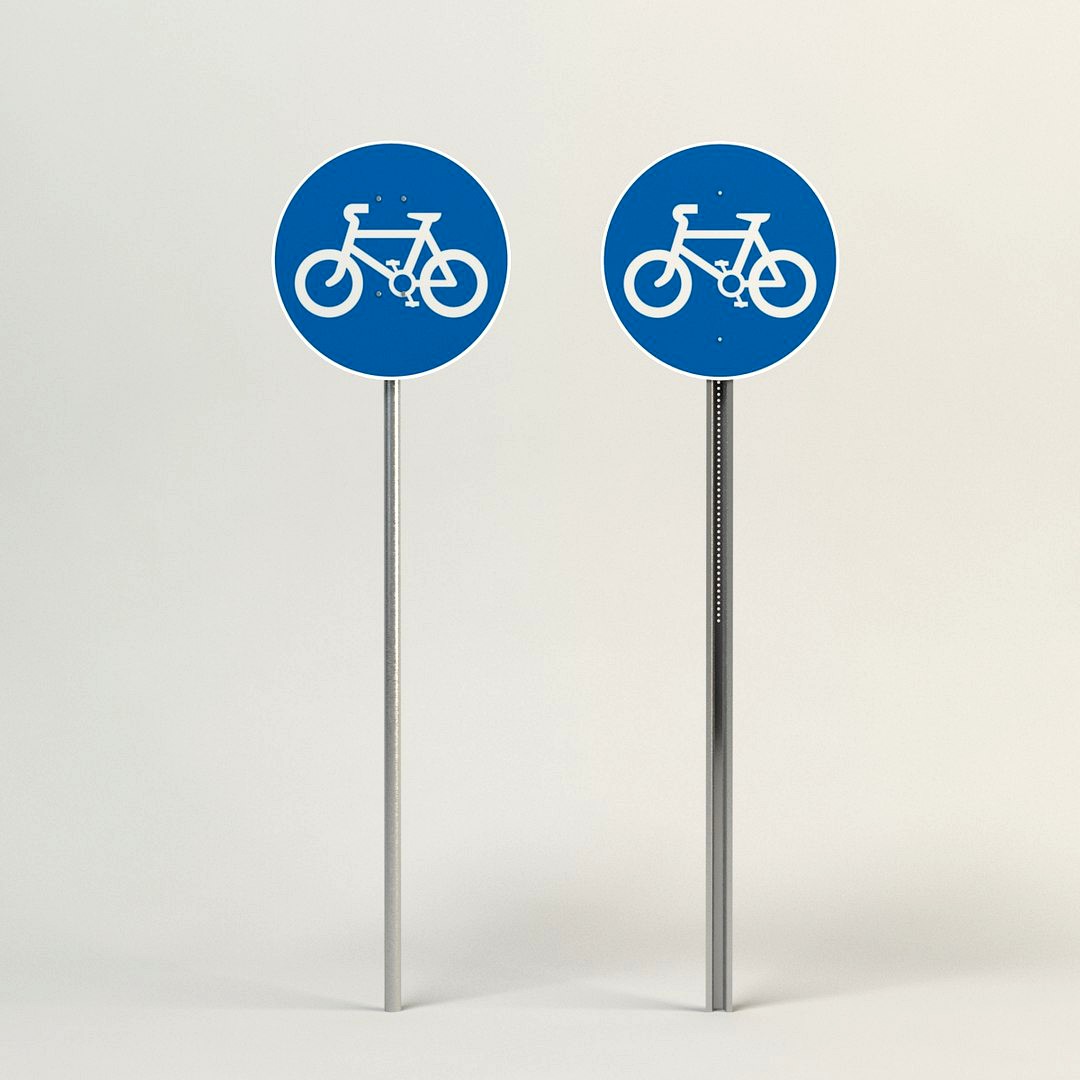 Route to be used by pedal cycles only