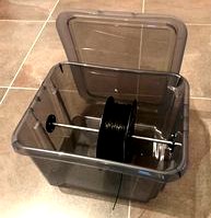 Spool reel stand with spindle