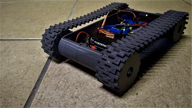 Arduino RC Bluetooth Tank by 3dimensionschannel