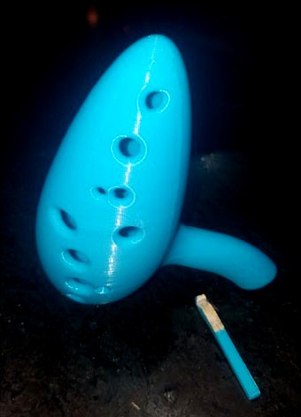 Ocarina with integrated 45 degree mouth piece by Shmoee