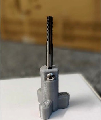 slimline tap holder - Gewindeschneidhalter - make threads in narrow spaces M3 M4 M5 M6 M8 M10 M12  by DanAndersen