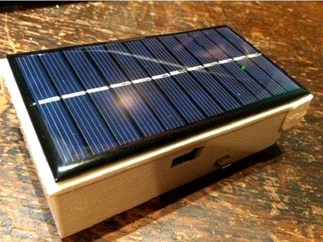 Pi Pico project solar power charger box by Fluby