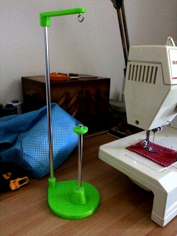 Sewing thread spool holder by ZIOLele