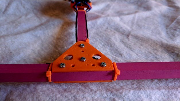Dirty Simple Tricopter by DirtySimple