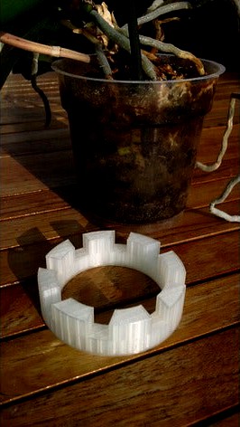 customizable parametric height adjuster for orchid planters by pgraaff