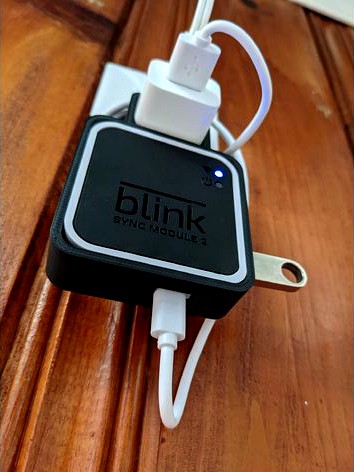 Blink XT2 Outdoor Sync Module 2 Outlet Mount by waterlilyceo