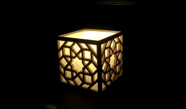 Oriental Lamp / Light box by milchtuetenente