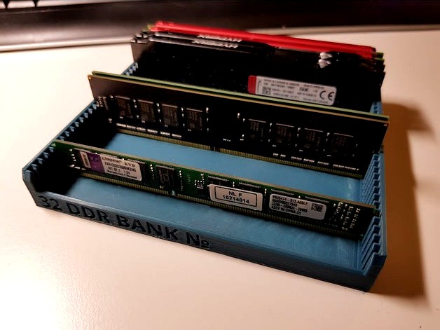 DDR 3 and DDR 4 Stand by grafgrafyty