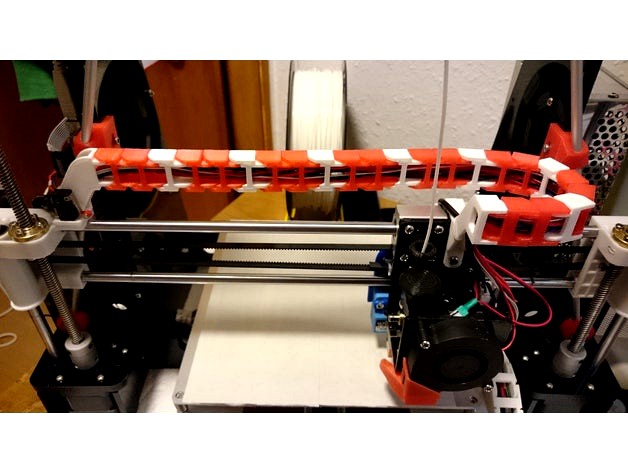 Anet A8 lightweight and unobtrusive X-axis cable chain by juh