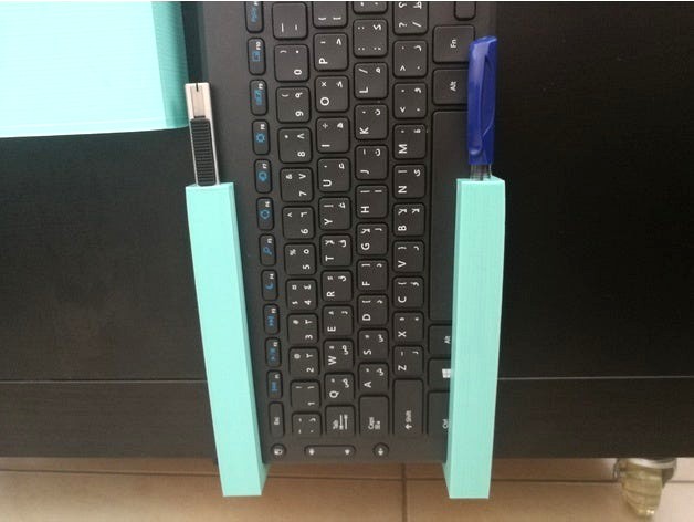 Keyboard Mount / Holder by Bucheery