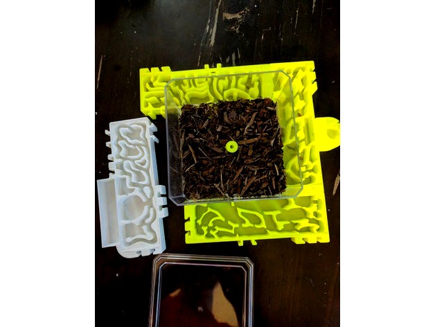 3D Printed Modular Ant Nests From Small to Large by starcraftjunkie