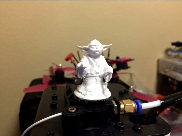 Yoda Extruder Spinner for MonoPrice Mini V2 5mm hole by pepeprawn