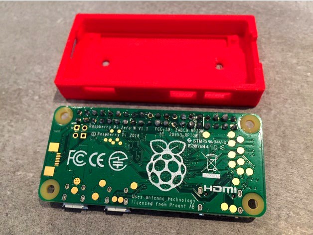 Raspberry Pi Zero Case + Pin space by Oink3