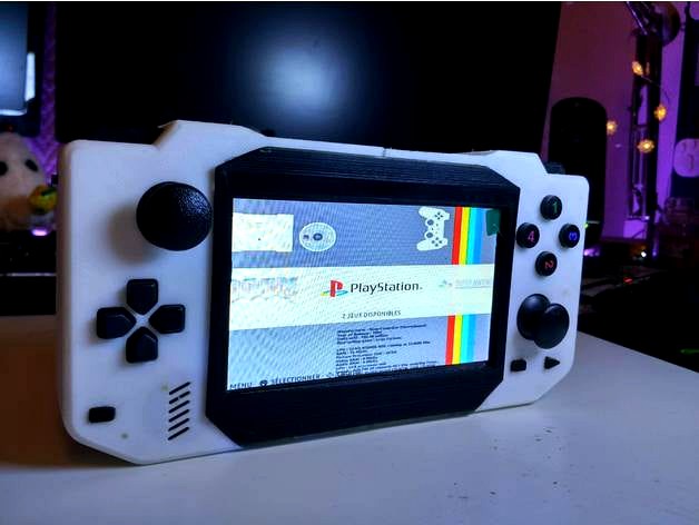 Game'Art - Portable console  by Raoul404