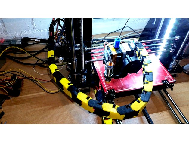 Geeetech Prusa i3 Pro b X Axis Cable Chain by marauder156