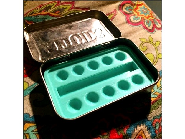 Altoid Tin Watercolor Palette by lavenderwings