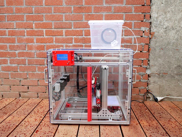 Heated polycarbonate 3d printer enclosure by Diomedia_be