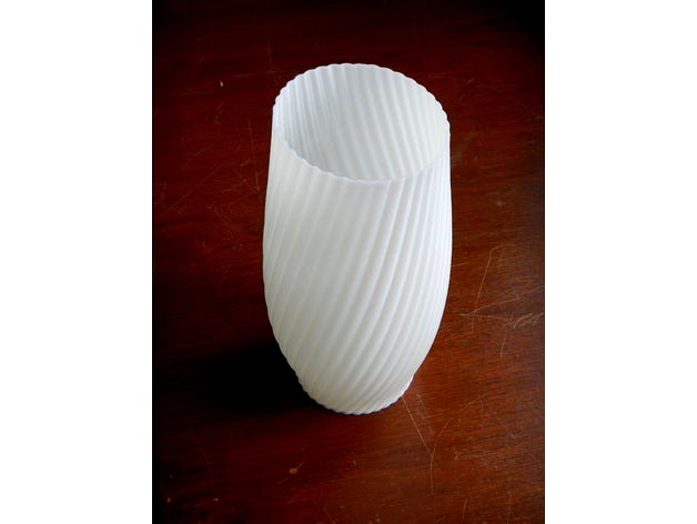 Twisted Vase, Parametric by dablackwood