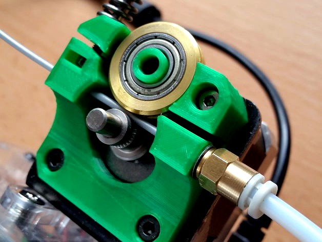 Compact bowden extruder for TinyBoy and Mini Fabrikator by Lion666