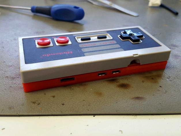 PI Zero Nes Controller by tomvdb