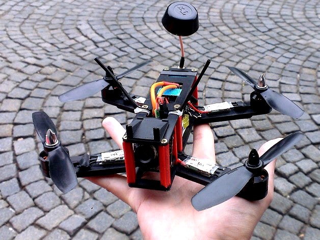 Johnybee210 FPV Quadcopter by janmittner
