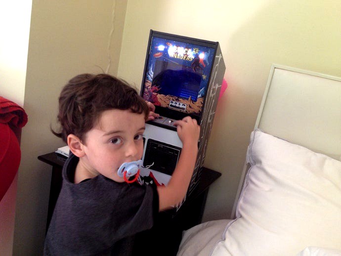 Scaled-Down Space Invaders Game With Raspberry Pi by tiburcio