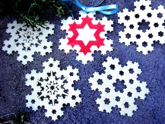 Koch Snowflakes      by pmoews