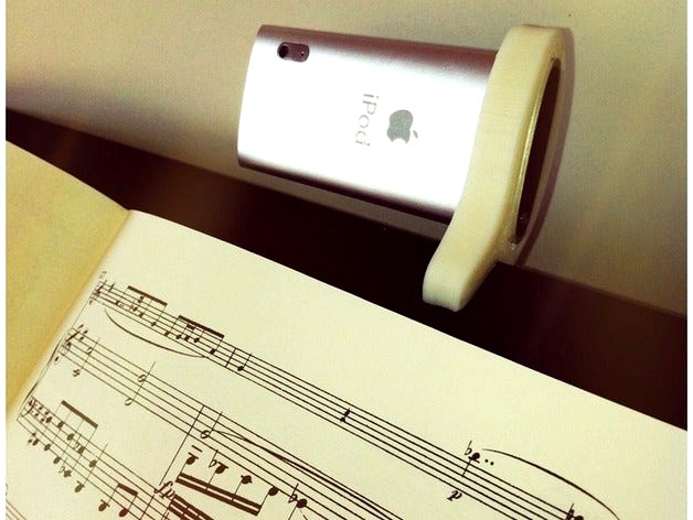 iPod Nano 5G Music Stand Mount by guavaroo