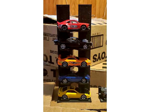 Hot Wheels 5-Car Stand v1 by SpiffOMatic