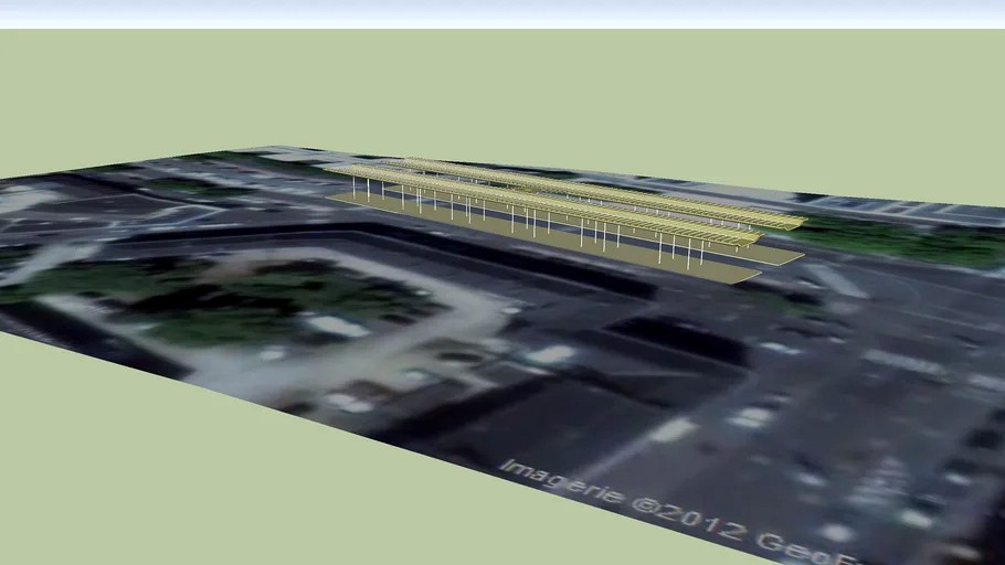 Pôle d'Echanges Multimodal devant la gare