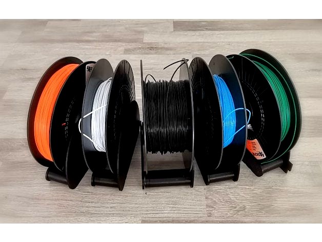 Separable Filament Spool Stand for 500g and 1000g spools (45mm, 80mm, 60mm wide), fits IKEA SAMLA (CC-BY) by Zsquish