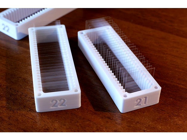 Trays for 25 x microscope coverslips 12/14/15/16/18/20/21/22/24/25 mm (square/rectangular) by LittleFrog