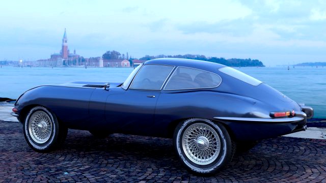 Jaguar E Type
