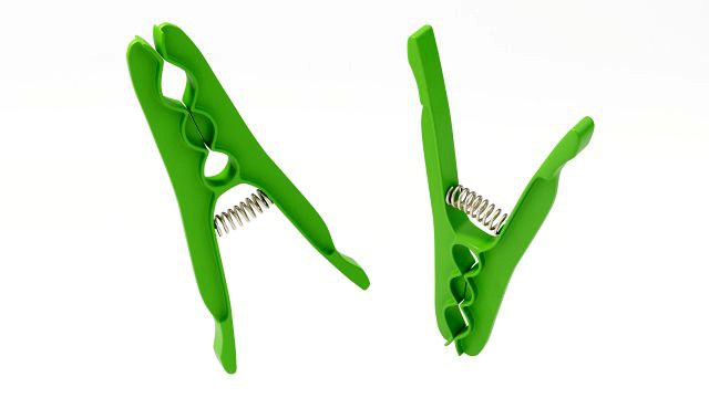 plastic clothes peg