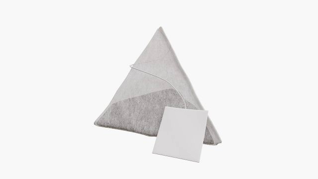 tea bag with label 06