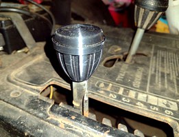 Shift Knob for Mower 3/8-16