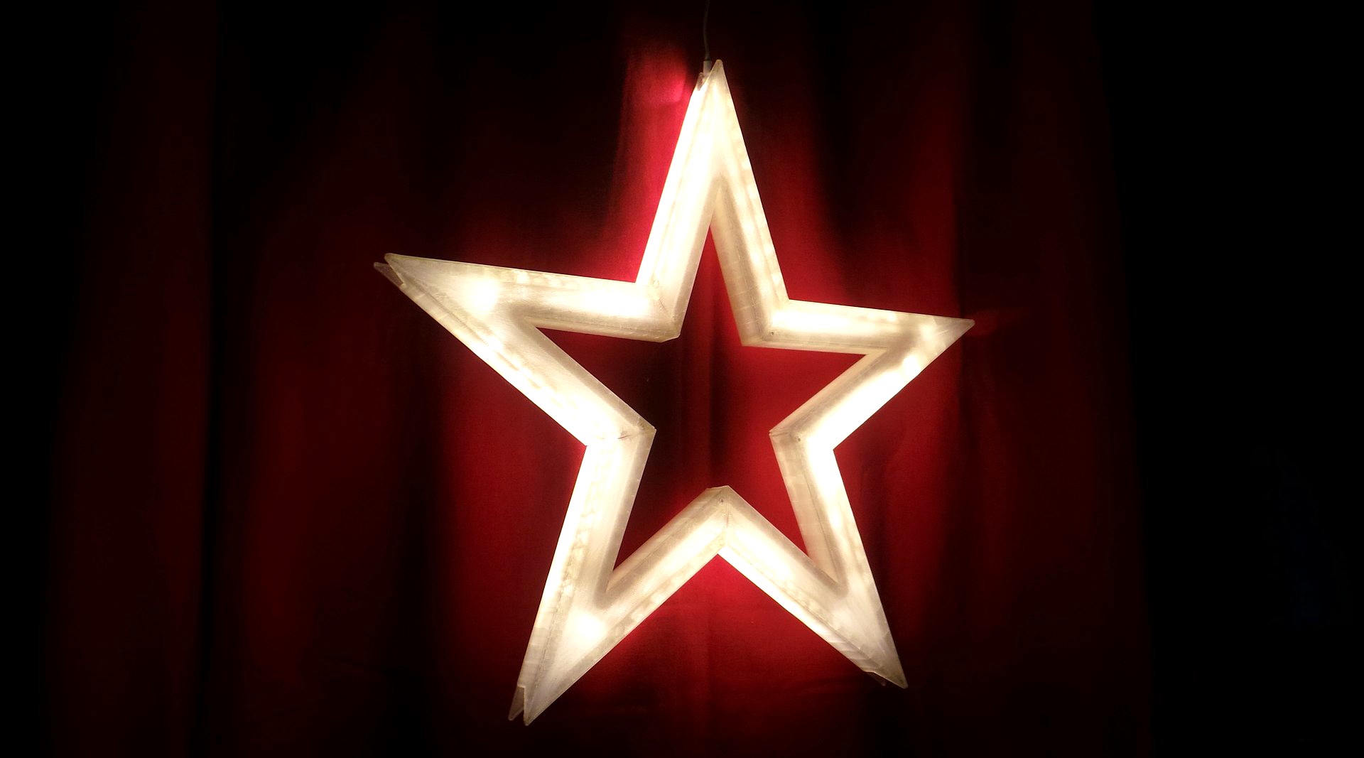 Vega - The LED-lit Christmas Star