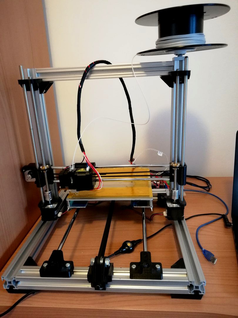Simple and Fast Spool Holder