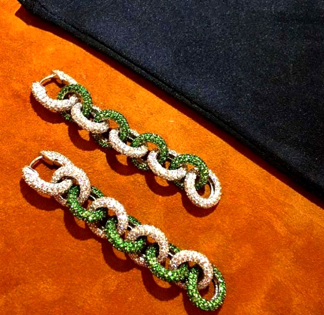 Chain earrings