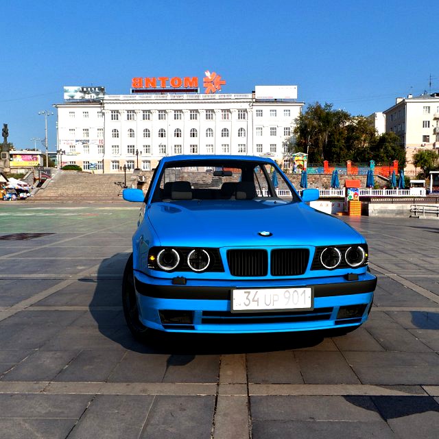 BMW M5 E34 3D Model