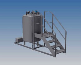 750 litre milk storage tank with skid, pump and steps