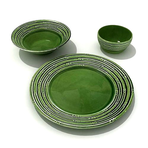 Green Ceramic Dishware With Pattern