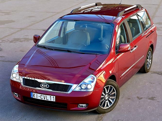 Kia Carnival 2011