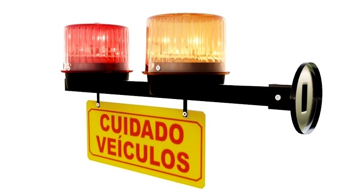 Garage exit sign warning