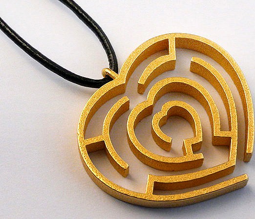 Heart maze pendant | 3D