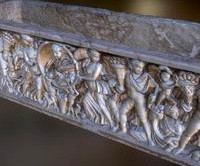 Season sarcophagus with portrait