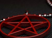 Pentagram Neckle