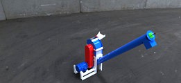 Feedlot Hammermill and Detachable Screw Conveyor