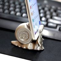 One Piece snail phone stand